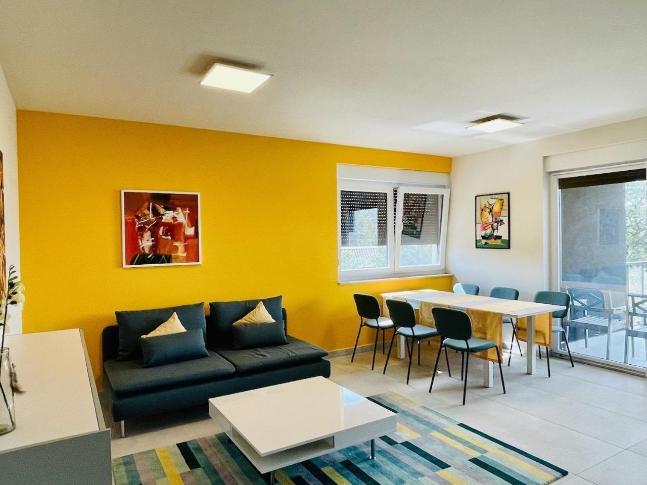 Exklusive Ferienwohnung mit Bootsanleger für Motorboote bis 8m Maslenica Exterior foto